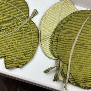 Leaf-Shaped Quilted Placemats 7